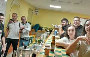 Une partie de l'équipe Judosq qui a travaillé au bon déroulement de la journée. Il manque Sandrine, Eva, Roland, Laurence, .... Merci pour leur investissement