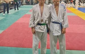 Jules (à gauche de l'image)