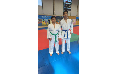 Abdallah et Mohammed  avant d'être Champions du Rhône 2026.